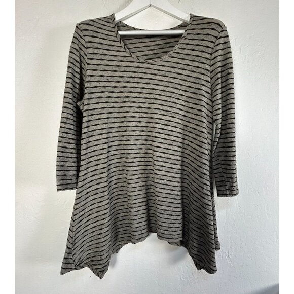 Tianello Womens XL Gray Black Striped Asbury Tunic Top 3/4 Sleeves Sharkbite Hem - Picture 1 of 8